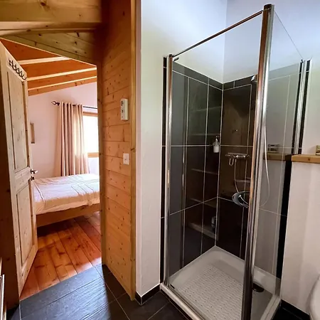 Cozy Anniviers With Fireplace And View 木屋 *